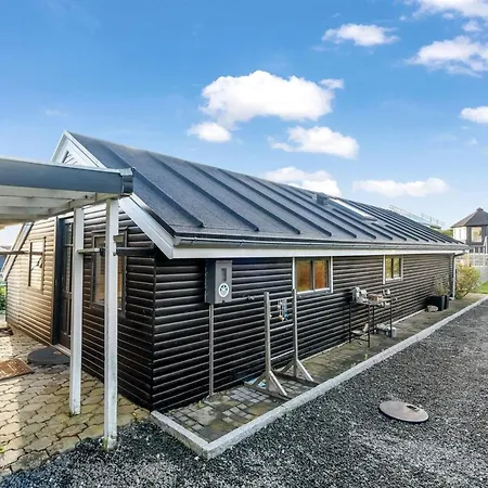 Feriehus Aksinja - 250m To The Inlet By Interhome