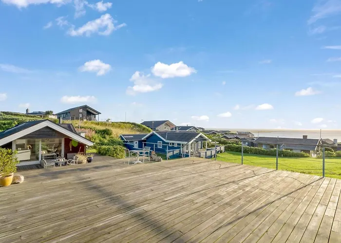 Aksinja - 250m To The Fjord By Interhome